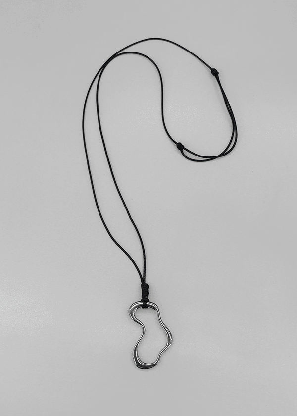 Salon View Drop Silver Pendant Necklace