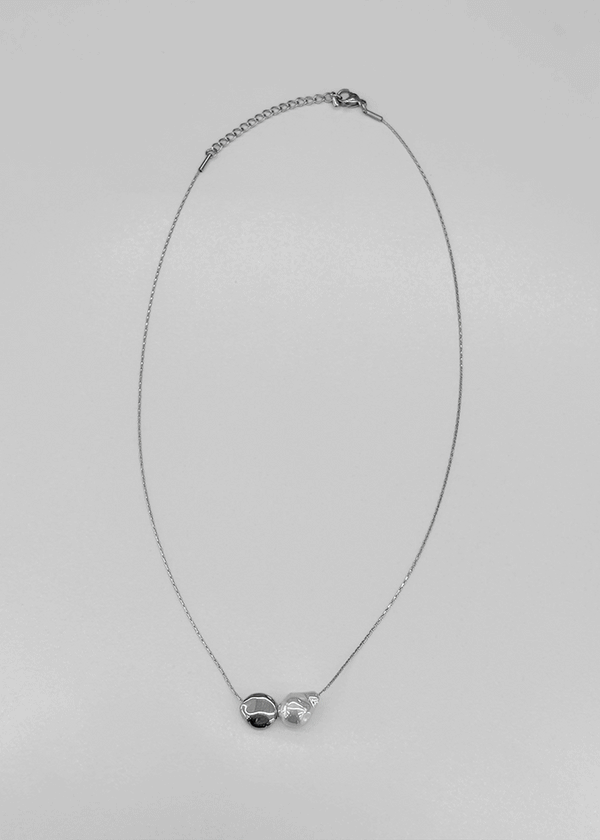 Gelian Drop Pendant Necklace
