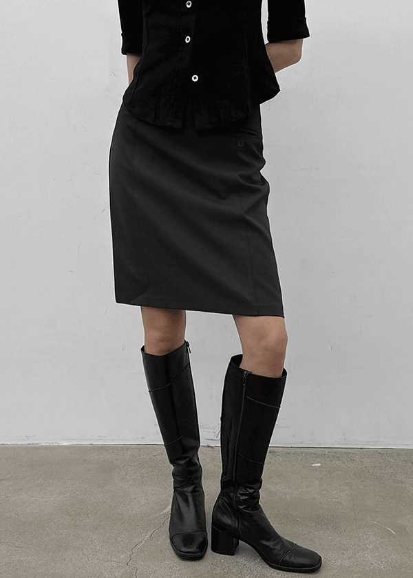 Kansha Low-waist Pocket Midi Skirt