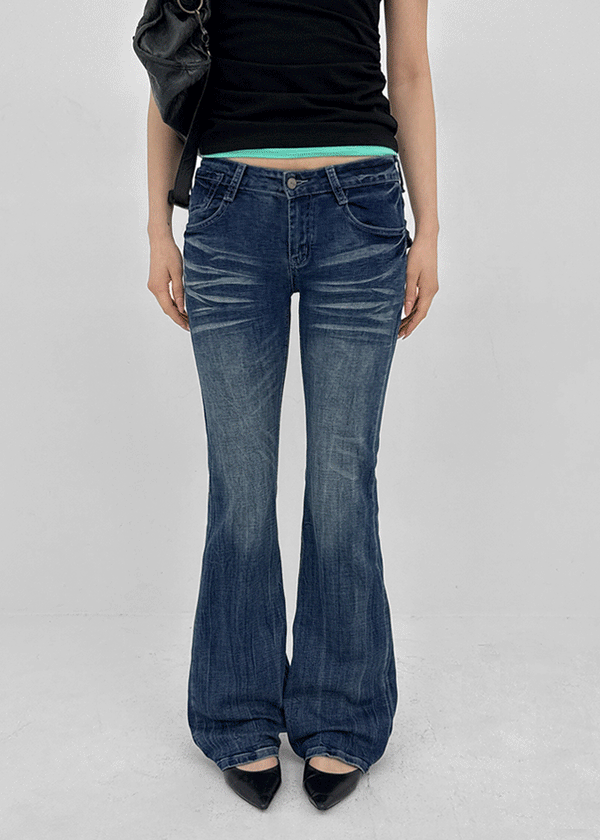Temto Washed Low-rise Bootcut Denim Pants