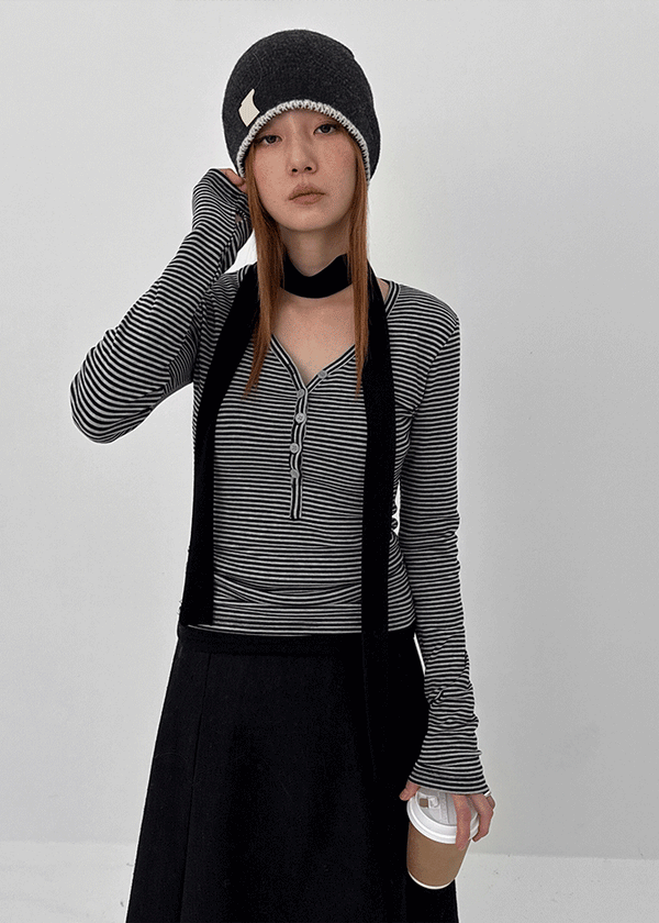 Deltoy Color Block Patch Wool Knit Beanie