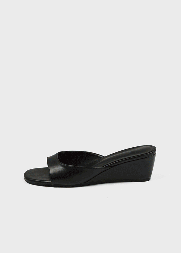 Tuels Middle Wedge Heels