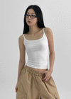 Waddu Basic Slim Sleeveless Top