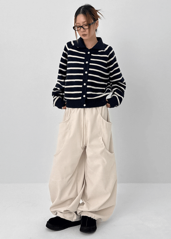 Turning Cut Balloon Wide Fleece Banding Pants