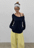 Shed Loose Fit U-Neck Long Sleeve Tee