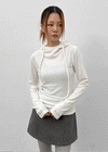 Pochit Angora Hooded Long Sleeve T-shirt