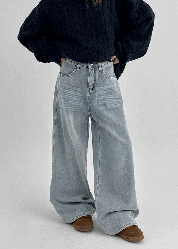Bevan Raised Fleece Wide Denim Pants