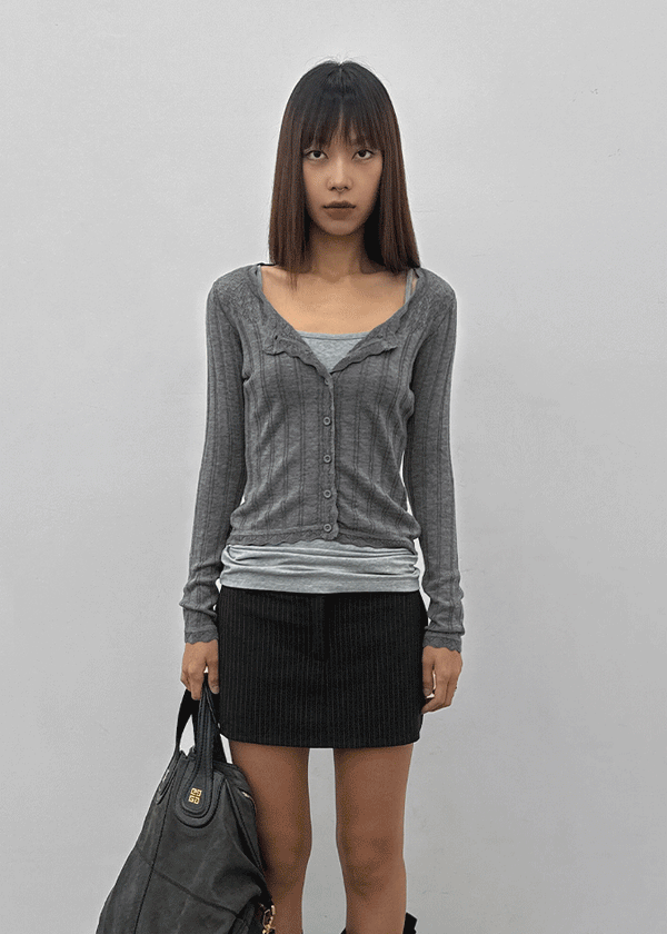 Skirt punched wool knit cardigan