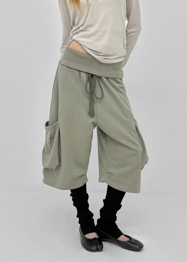 Weburn Folding Bermuda Banding Pants
